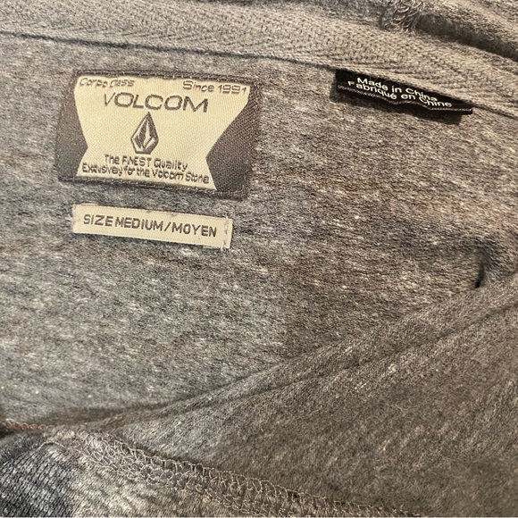 Volcom Hoodie Gray Striped Long Sleeve Sweater Size Medium - Picture 3 of 5